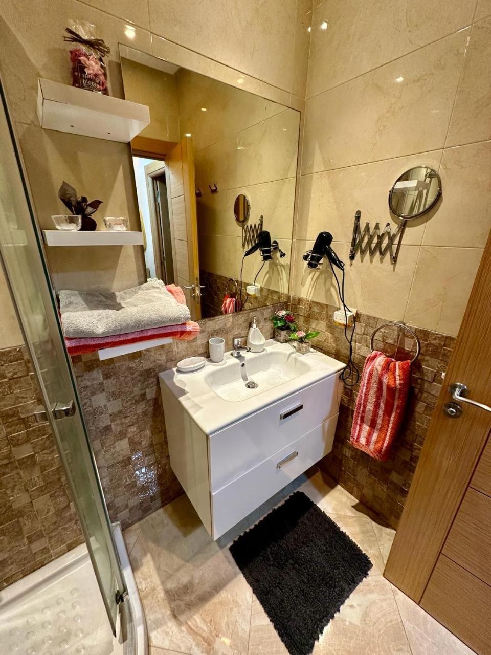 Apparemment De Luxe Vue Piscine Apartment Bouznika ภายนอก รูปภาพ
